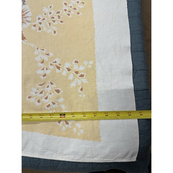 Vtg Mid Century Cotton Tablecloth Floral Tan Hibiscus Square 46x54” Selvedge - Picture 9 of 10